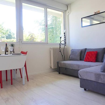 Appartement La Roseraie Parking Prive Macon Exterior photo